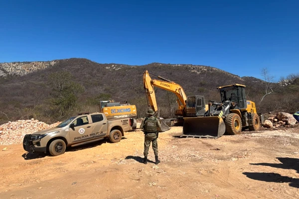 Polícia desarticulou esquema de garimpo ilegal em Oliveira dos Brejinhos por Divulgação/Cippa Lençóis