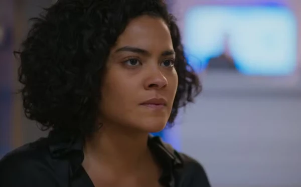 Bella Campos como Maria de Fátima em 
