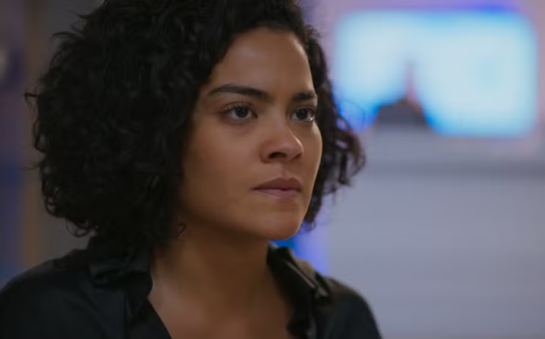 Bella Campos como Maria de Fátima em "Vale Tudo" por Globo/Reprodução
