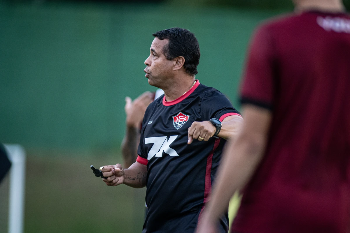 Reapresentação do Vitória após goleada contra o Flamengo