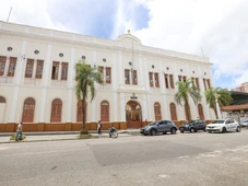 Imagem - Universidade abre concurso sem prova e salários de até R$ 2.653,22