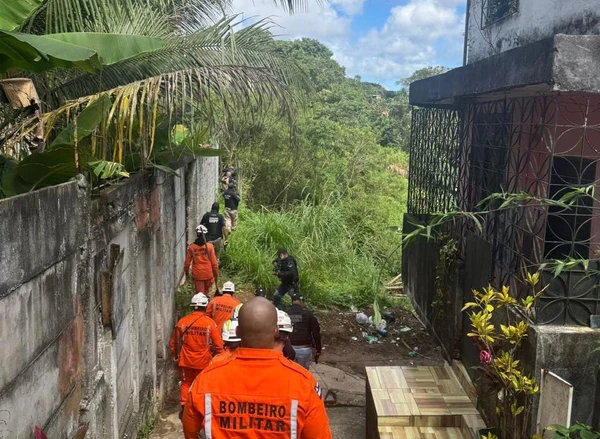 Cemitério clandestino em investigação fica em Sussuarana por Divulgação/ Ascom PCBA