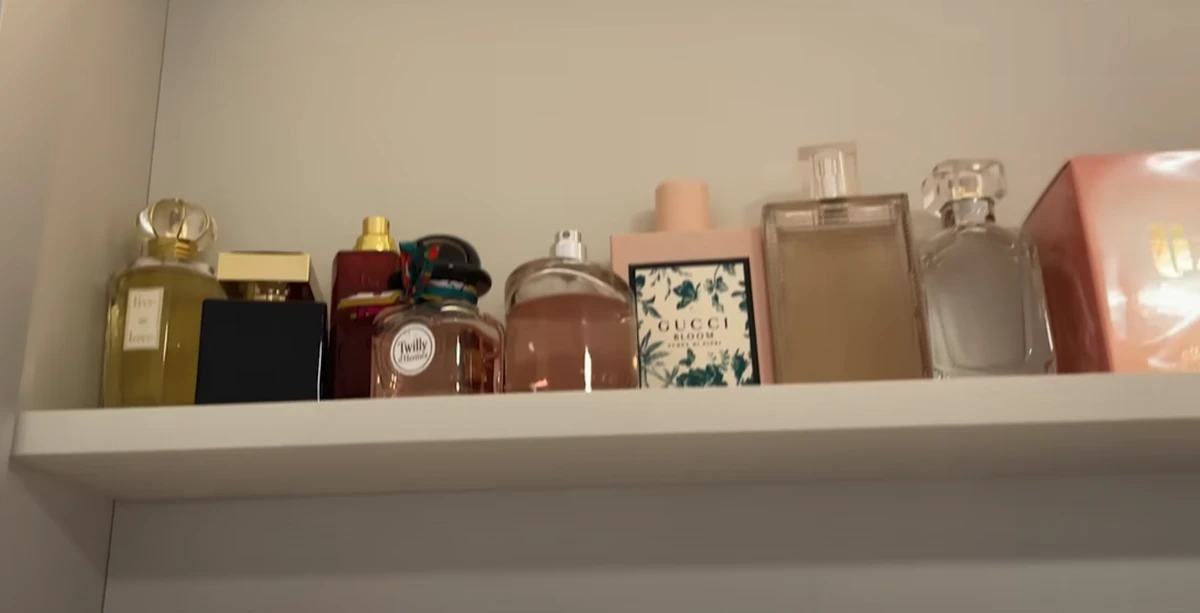 Espaço reservado para perfumes do cantor por Reprodução (Redes Sociais/Internet)