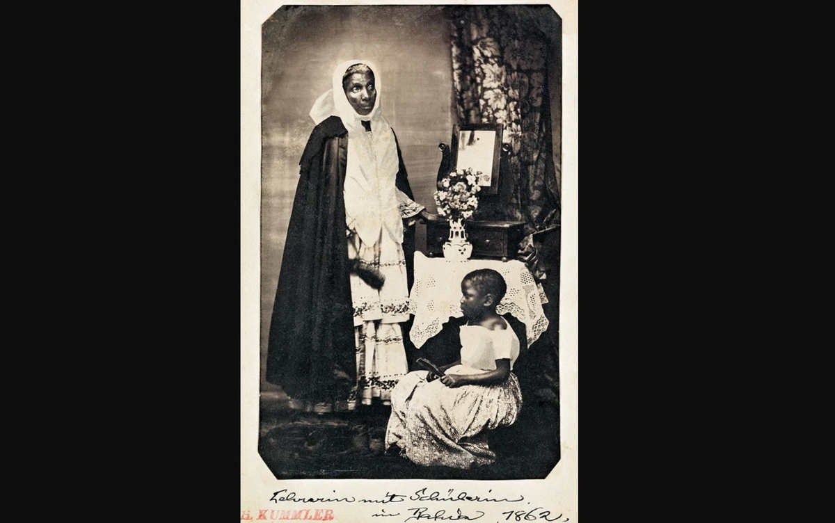 Imagem que seria de Maria de Lima das Mercês, protetora dos órfãos que viveu em Salvador entre 1800 e 1864