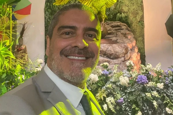 Junno Andrade por Reprodução