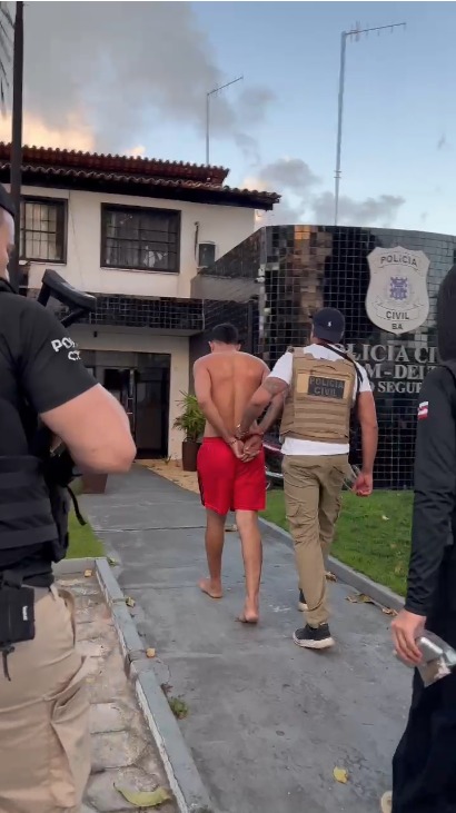 Lucas Alves Costa, de 30 anos, foi preso em Porto Seguro por Reprodução