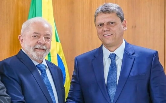 Lula e Tarcísio de Freitas
