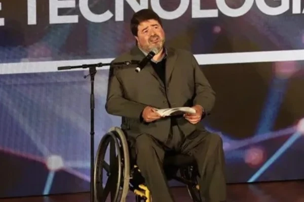 Pedro Moreira Salles possui R$ 38 bilhões por Reprodução/ CBMM