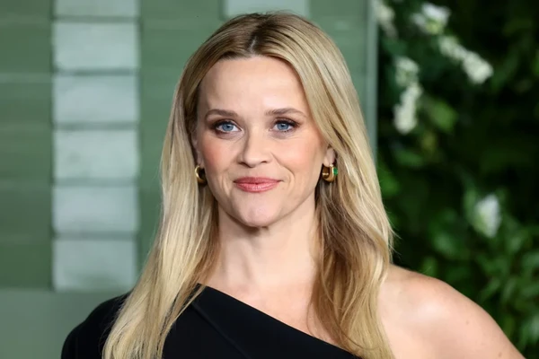 Reese Witherspoon - Presa em 2013 por conduta desordeira após parada policial por Reprodução