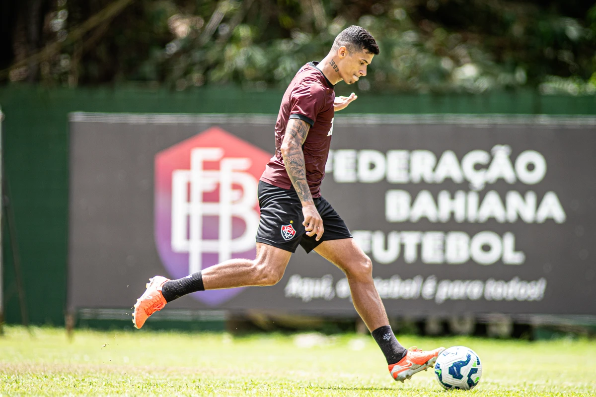 Segundo treino do Vitória sob as ordens de Rodrigo Chagas por Victor Ferreira/EC Vitória