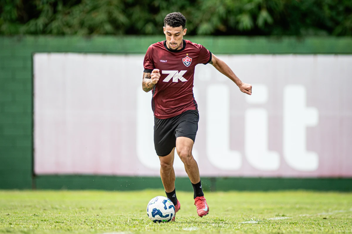 Segundo treino do Vitória sob as ordens de Rodrigo Chagas por Victor Ferreira/EC Vitória
