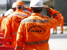 Imagem - Aluno do Corpo de Bombeiros é preso por suspeita de matar jovem em posto de combustíveis em Salvador