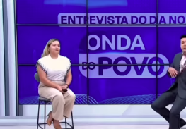 Apresentador caiu ao vivo por Reprodução | Redes Sociais