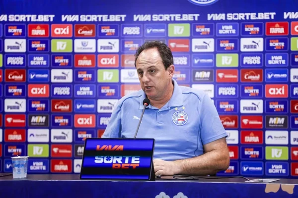 Ceni em coletiva após a partida contra o Fluminense