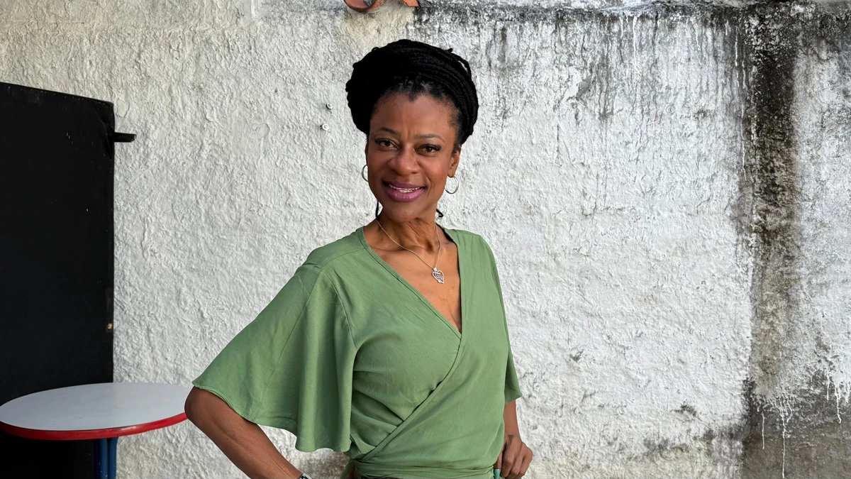 Cláudia já foi trancista por Fernanda Varela/COREIO