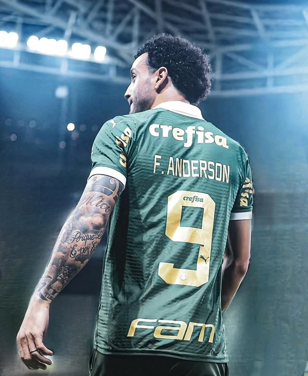 Felipe Anderson é atualmente o camisa 9 do Palmeiras por Reprodução/ Redes sociais