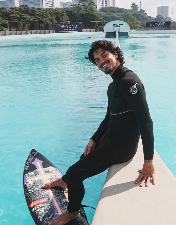Gabriel Medina por Reprodução | Redes Sociais