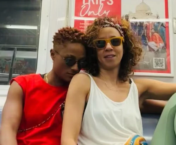 Thalita Carauta e Tay O'hanna  por Reprodução