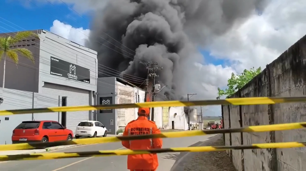 Incêndio atingiu fábrica