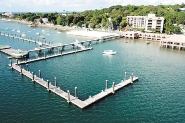 Marina na Baía de Todos-os-Santos