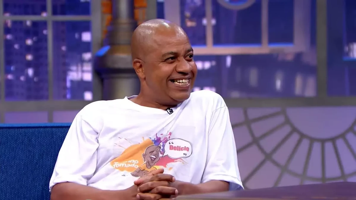 Toninho Tornado, comediante famoso por criar o bordão "calabreso" por Reprodução