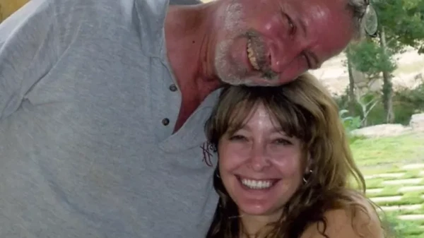 Susie e Greg Fleniken por Reprodução