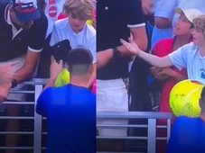 Imagem - CEO milionário rouba de criança boné autografado por tenista no US Open