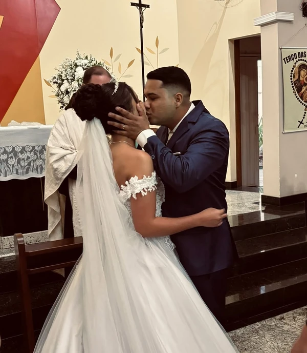 Ana Alice no casamento por Reprodução/Instagram