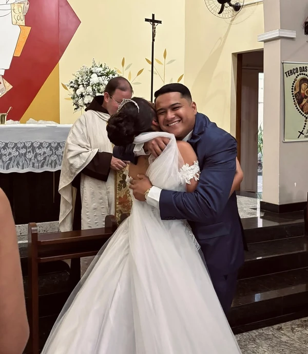 Ana Alice no casamento por Reprodução/Instagram