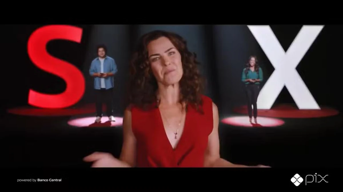 Ana Paula Arósio em campanha de um banco em 2020 por Reprodução