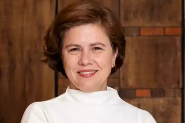Cristiana Sousa Cruz é parceira de Bonner como editora chefe adjunta há 6 anos