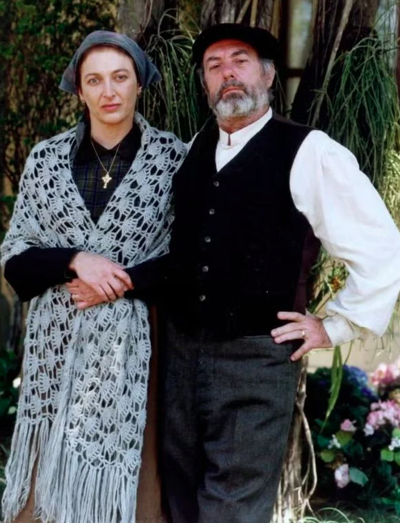 Intérprete de Anacleto, pai de Paola (Maria Fernanda Cândido), Mário César morreu em 2022 de mal súbito. por Reprodução | Globo