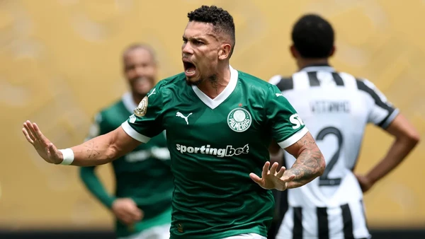 Paulinho marcou no Mundial