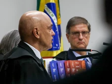 Imagem - Leitura do relatório de Moraes dura 1h40, destaca cronologia do golpe e alegações de defesas
