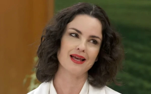 Carolina Kasting rebate Patrícia Poeta no Encontro e esclarece carreira após 'Terra Nostra'