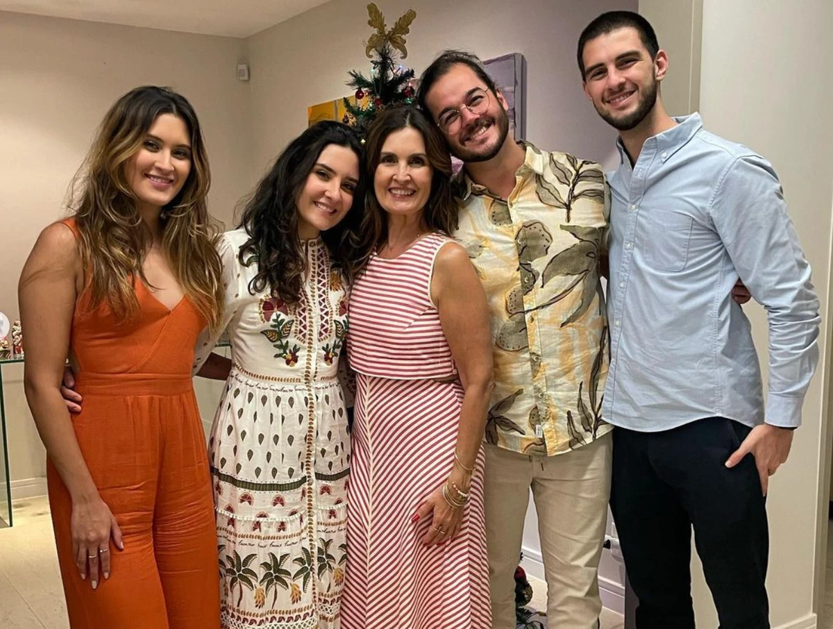 Filhos de William Bonner e Fátima Bernardes seguem carreiras próprias e longe dos holofotes por Reprodução