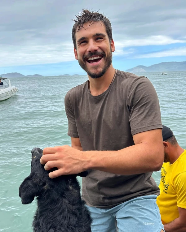 Nicolas Prattes por Reprodução/Instagram