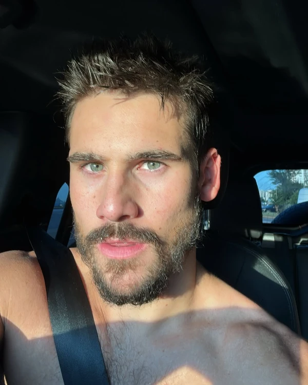 Nicolas Prattes por Reprodução/Instagram