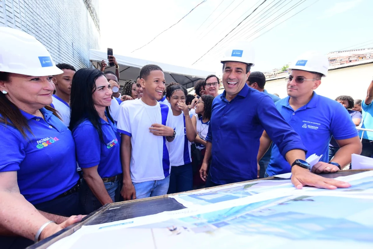 Prefeitura vai demolir e reconstruir Escola Municipal Olga Figueiredo de Azevedo, no bairro do Matatu por Valter Pontes/ Secom PMS