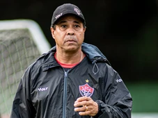 Imagem - Rodrigo Chagas comanda primeiro treino após ser efetivado como técnico do Vitória
