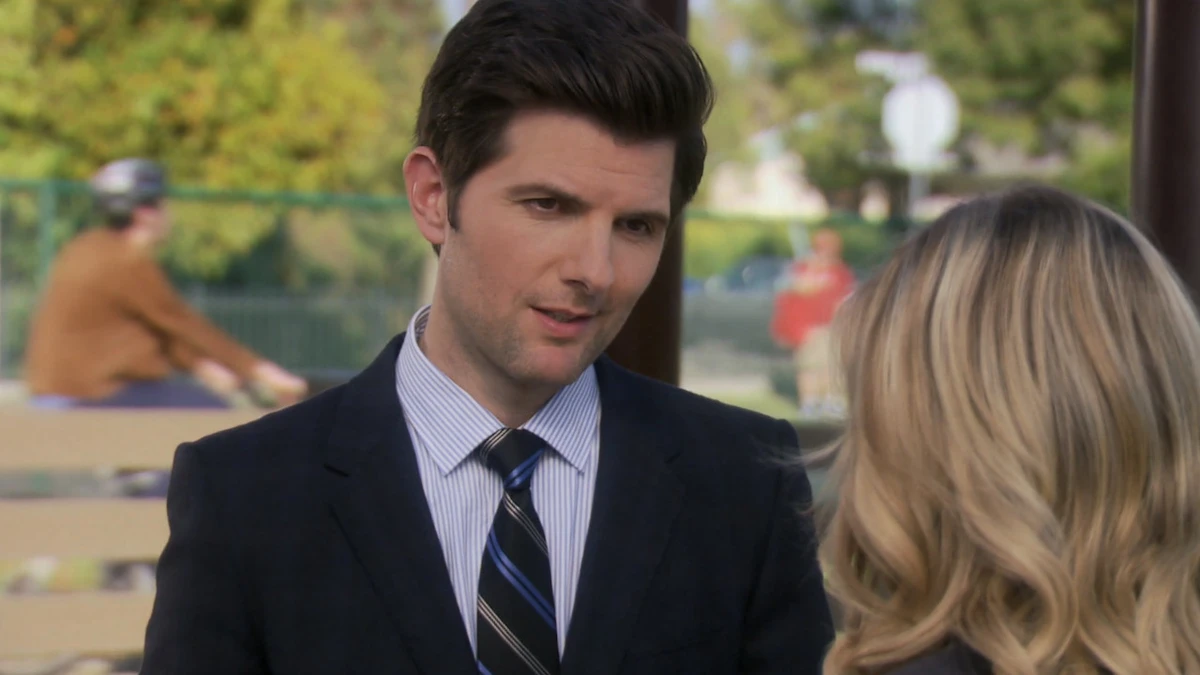 Adam Scott e Amy Poehler em 'Parks and Recreation'  por Reprodução
