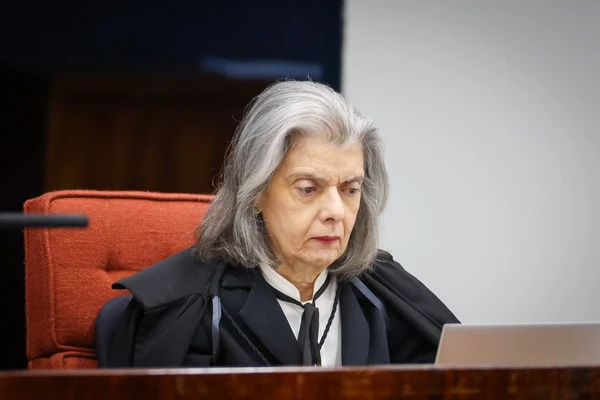 Ministra Carmen Lúcia por Rosinei Coutinho/STF e Gustavo Moreno/STF