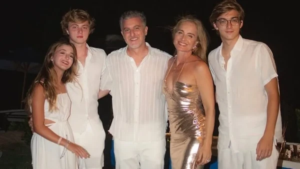 Angélica surpreendeu ao compartilhar uma "regra sagrada" na sua casa por Reprodução/Instagram