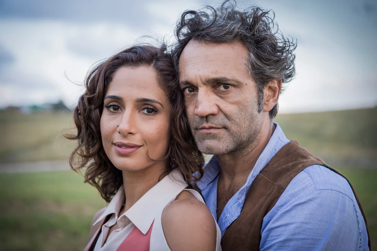 Domingos Montagner e Camila Pitanga por Reprodução