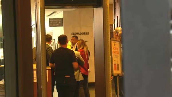 Policiais cumpriram mandado na Alerj por Reprodução