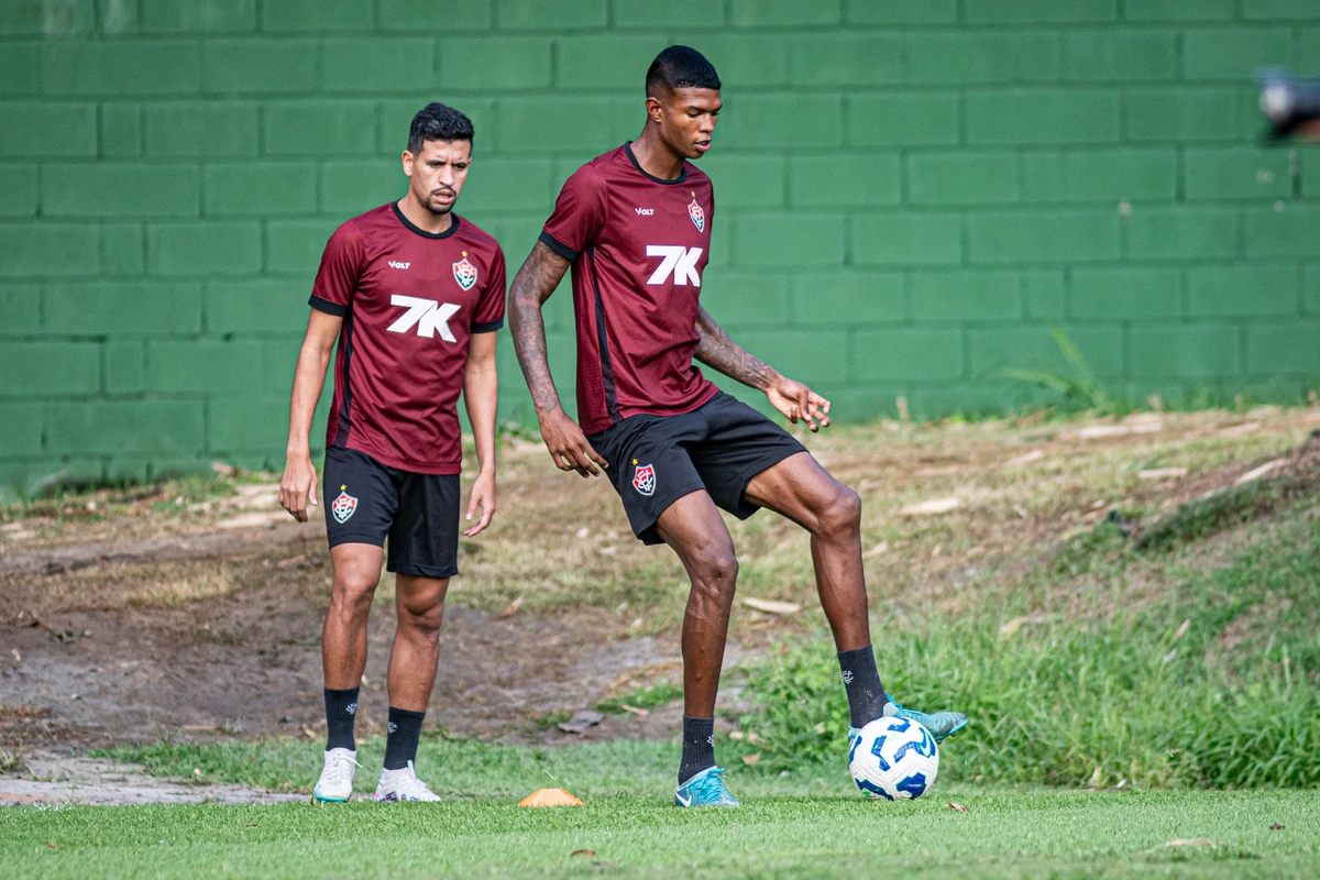 Reapresentação do elenco do Vitória após vencer o Atlético-MG  por Victor Ferreira/EC Vitória