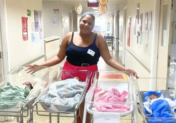 Stephanie, a mãe dos quadrigêmeos comemora a alta dos filhos por Reprodução/Redes sociais