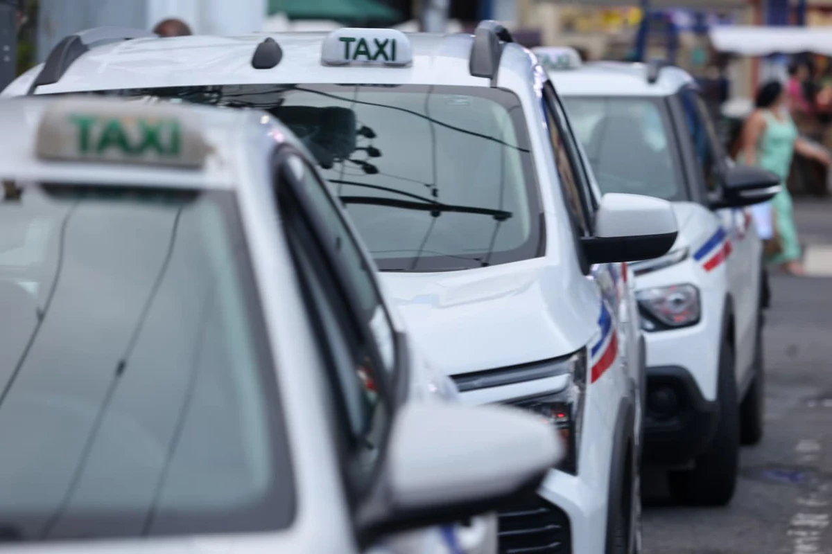 Táxi em Salvador por Marina Silva/CORREIO