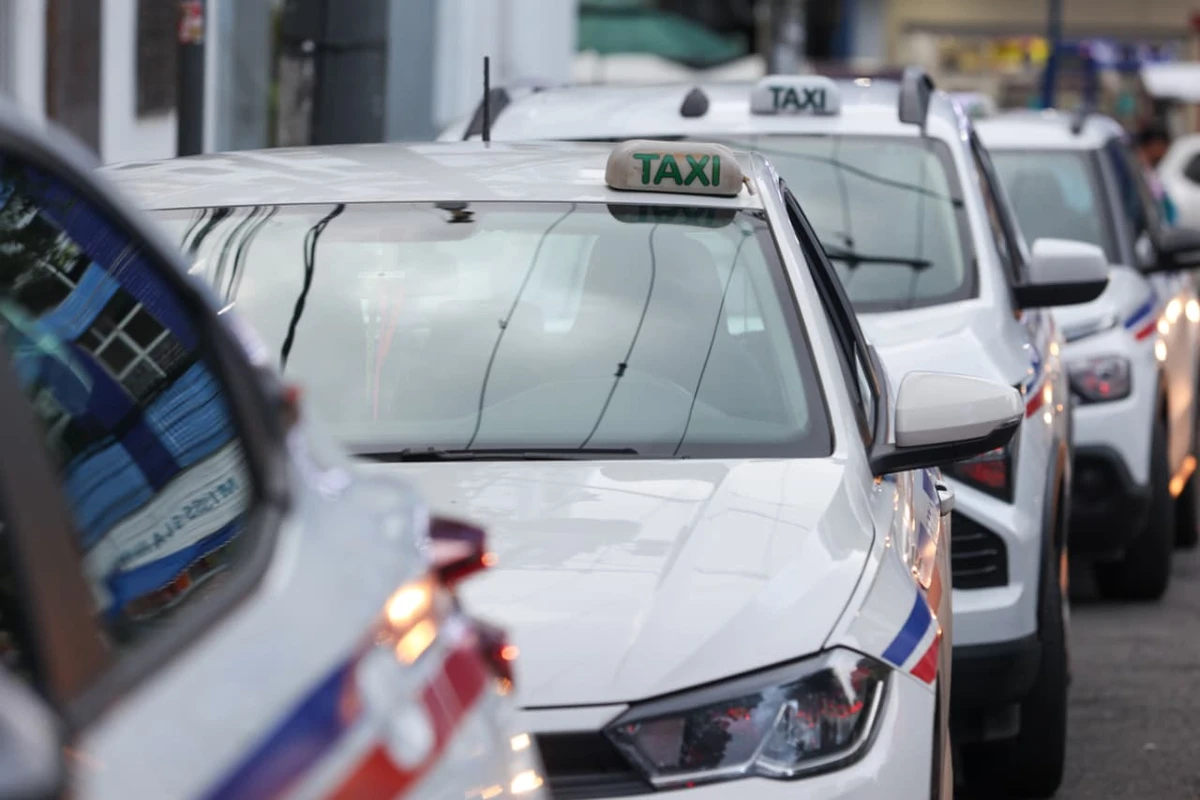 Táxi em Salvador por Marina Silva/CORREIO