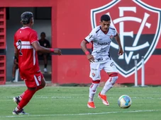Imagem - Vitória empresta atacante da base a clube brigando pelo acesso na Série B